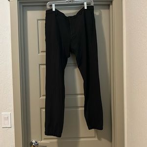 Men’s basic Zara pant - Size XL